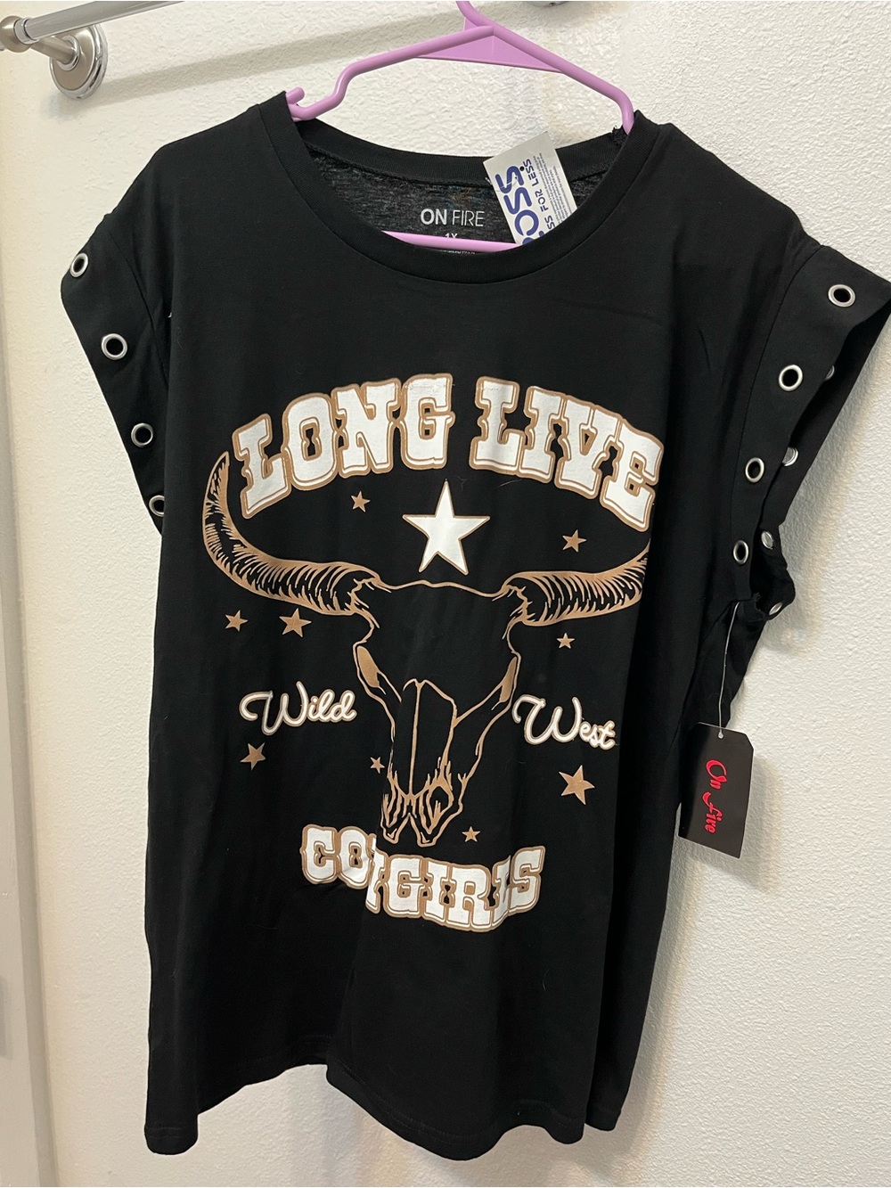 On Fire Black Graphic Tee with 'Long Live Cowgirls' Print 1X